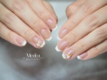 ミーディア(Medea)/