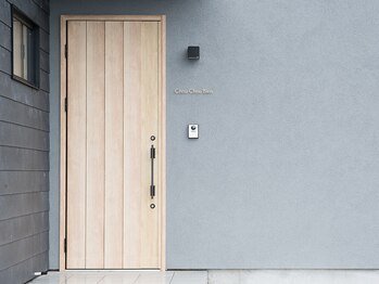 シュシュビエン(Chou Chou Bien)/店舗ドア