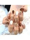 ブラウン　ニュアンスネイル