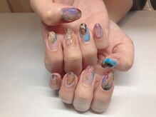 アモールネイル(amor nail)/カラフルなデザインもおススメ♪