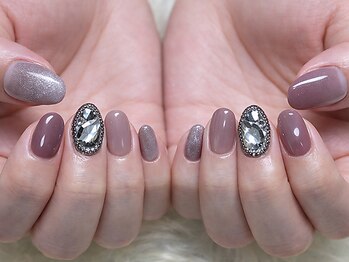 ファッシーナ(Fascina)/〇ポイント埋め尽くしネイル