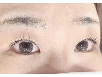 アトリエ ハルミナ(atelier harumina)/瞳を最大限に大きくまつ毛カール