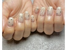 モンルポ 大阪梅田店(MonRepos)/キルティング　ホワイトネイル