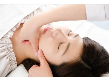 インペリアルサロン 練馬(IMPERIAL Salon)/ビタミン5種とヒアルロン酸配合