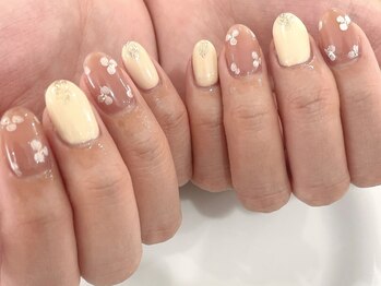 キッピス(kippis)の写真/【ちび爪でお悩みの方に◎】ショートネイルもお任せ下さい!お爪の形を整え、指先の美しさを引き立てます♪