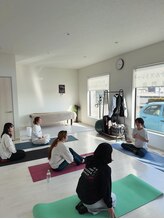 ストレッチスタジオ 香(stretch studio KOH)/朝ヨガで気持ちの良い週末を。