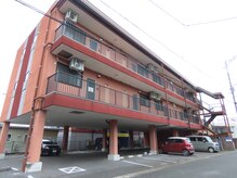 整体院 レベルアップの雰囲気（マンションの外観。中に入った正面に駐車場あります。）