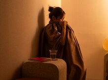 黄土韓方よもぎ蒸し Happle 南船場店【ハップル】の雰囲気（女性専用の落ち着いた空間で、ゆったり過ごせる癒しの時間）