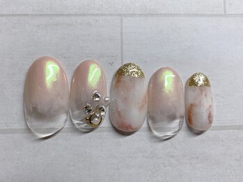 アミュレット(AMULET)/9月定額 6050円(税込)