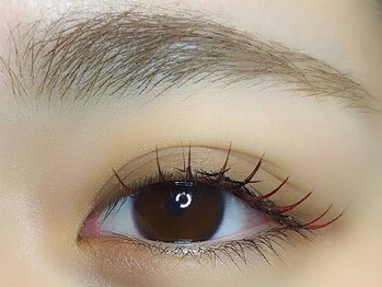 エクセレントアイラッシュ 福岡店(EXCELLENT eyelash)の写真/ナチュラルなブラウン系カラーでモテ可愛な明るいお目元へ！27種類の豊富なカラーから選べる☆