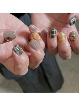グラウネイル(glaw nail)/チェックネイル