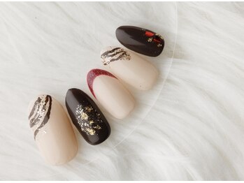 大人のバレンタインネイル