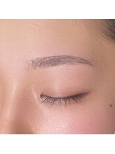 モーダアッカ(moda acca)/眉スタイリング（眉WAX+間引き）