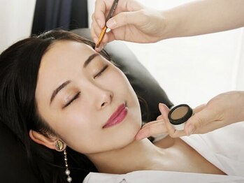 レアルルド 六本木店(Lea Lourdes)の写真/【朝のメイクを簡単に】眉毛を描くのが苦手な方必見！眉毛ワックスメニュー