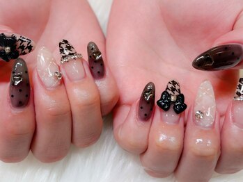 ルアナ(Luana.)の写真/上品さと華やかさを兼ね備えたネイルであなたの指先を美しく彩ります♪リラックス空間で特別なひとときを☆