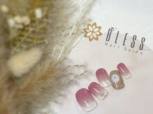 ネイルアンドアイラッシュ ブレス エスパル山形本店(BLESS)/囲みミラーがオシャレ
