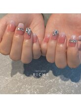 リッシュ(RICHE)/ベイビーブーマー×ビジュー