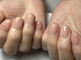 薄いピンクワンカラーネイル♪