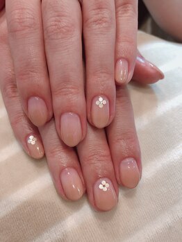 ネイル ハピネス(Happiness)/上品お花グラデ5500円