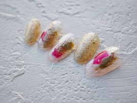 ニュアンスラメのお正月ネイル