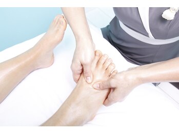 アリス(Alice)/肩こり集中リンパマッサージ