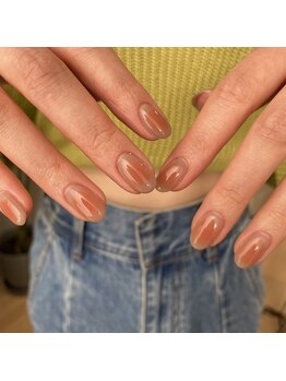 ちゅるちゅるチークネイル