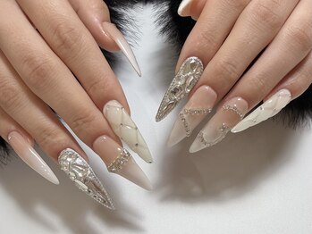 プラス エワル 四日市(PlusEwalu)/埋めつくしネイル♪[パラジェル]