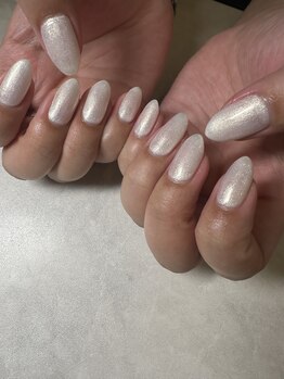 綾キラリネイル(Kirari Nail)の写真/オフ無料ジェルワンカラー4000円以下！今まで持ちや仕上がりに満足♪ 今ならJrネイルでお任せください◎
