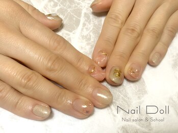 ネイルドール(Nail Doll)/ニュアンスピンクシェルネイル