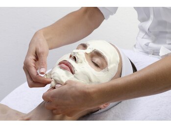 リファッション 新宿店(Refashion)/クリスティーナ