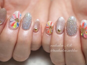 ネイルサロンアンドスクール エーアール(AR)/ぷっくりデザイン♪お花のアート