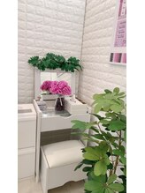 オン アイラッシュ(ON EYELASH)/パウダーコーナーもございます♪