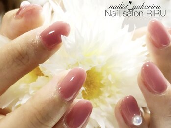 リル(RIRU)/パール+ワンカラーネイル