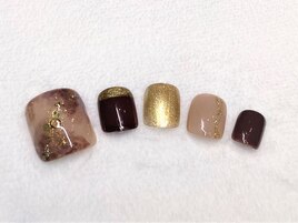 【フット】爪を削らないジェル