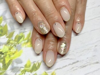 ア ネイル(A nail)/