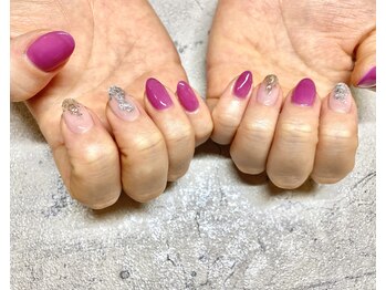 ビューティーサロン リンド(Beauty Salon Lindo)/パープルネイル