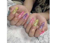 グラム ネイル スタジオ(GLAM NAIL STUDIO)の雰囲気（個性的デザインの提案もお任せください♪画像はクラッシュネイル）