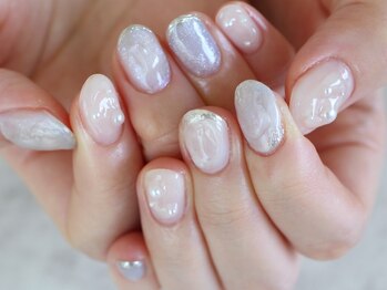 ネイル アトリエ コモード(nail atelier Comodo)/ブライダルネイル [snow white]