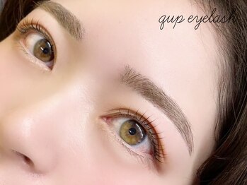クプ アイラッシュプラス(qup)の写真/アイブロウ大好評☆30分の時短メニューで印象が変わる♪プロの丁寧ケアで立体感ある美眉に☆[新宿/まつ毛]