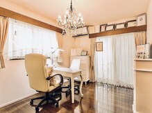 エメーレ ネイルサロン(emelle nail salon)