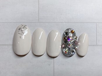 アミュレット(AMULET)/9月定額 4950円(税込)