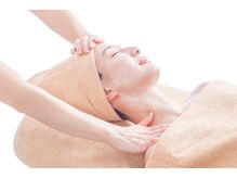 リフトアップ＆肩首ほぐしトリートメント☆グーッと気持ちいい！小顔の持続力もアップ！