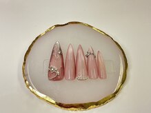 クイーンズネイル(Queeens nail)/スーパーロングネイルも大好評