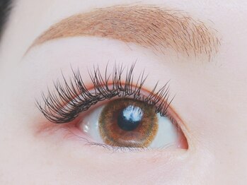 リリー(Lilly)の写真/【打出駅すぐ★完全プライベートサロン】なりたい目元に合わせてご提案◇お悩みなど気軽にご相談ください♪