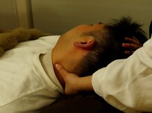 ころん/首の施術