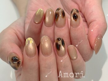 ベージュ透けマグネットヒョウ柄