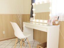 メイク直しにご利用ください☆