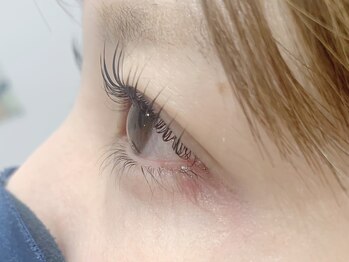 コム 草加マルイ店(com by neolive)/パリジェンヌ/根元80度！