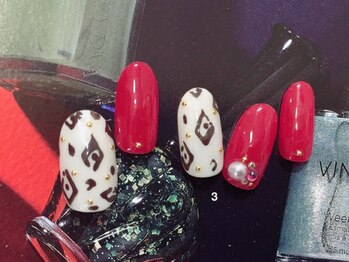 クリスタルネイル ボンベルタ橘店(CRYSTAL NAIL)/アートネイル