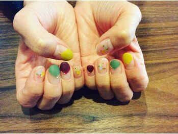 カバー(COVER)/秋色ネイル マットデザイン